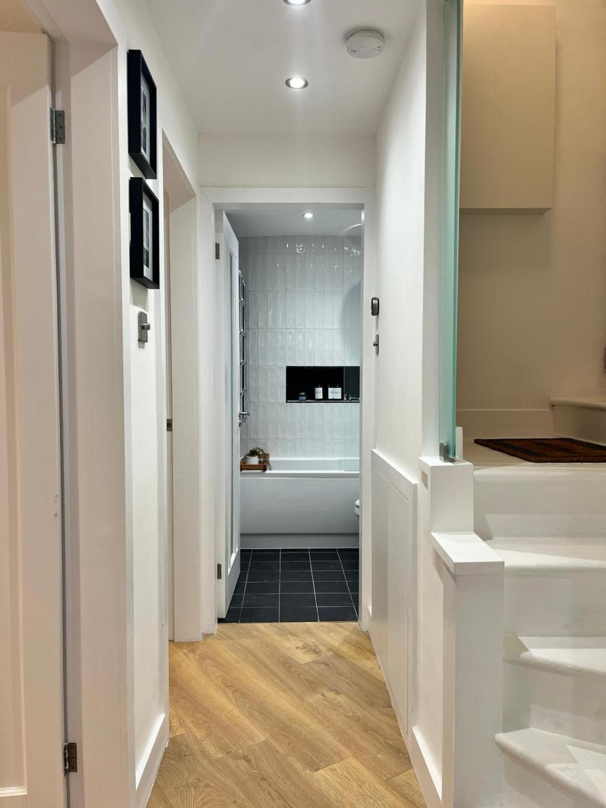 Cozy And Peaceful Apartment With Terrace In Hackney 伦敦 外观 照片
